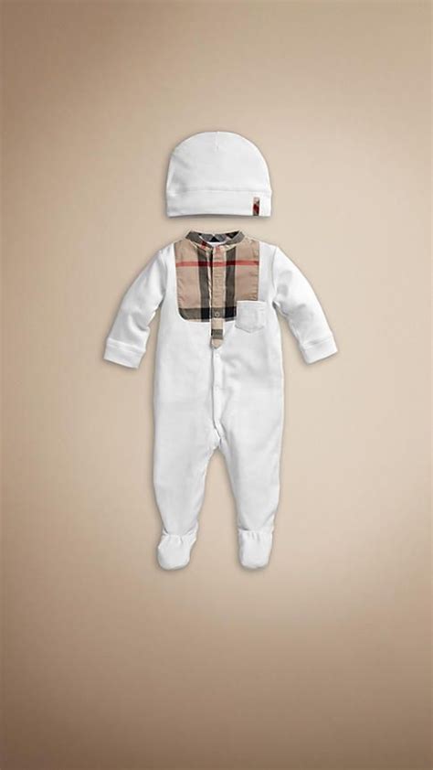 acheter burberry bebe|burberry newborn.